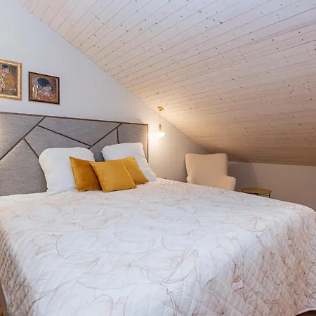 Memel Townhouse Apartamentai * Kłajpeda